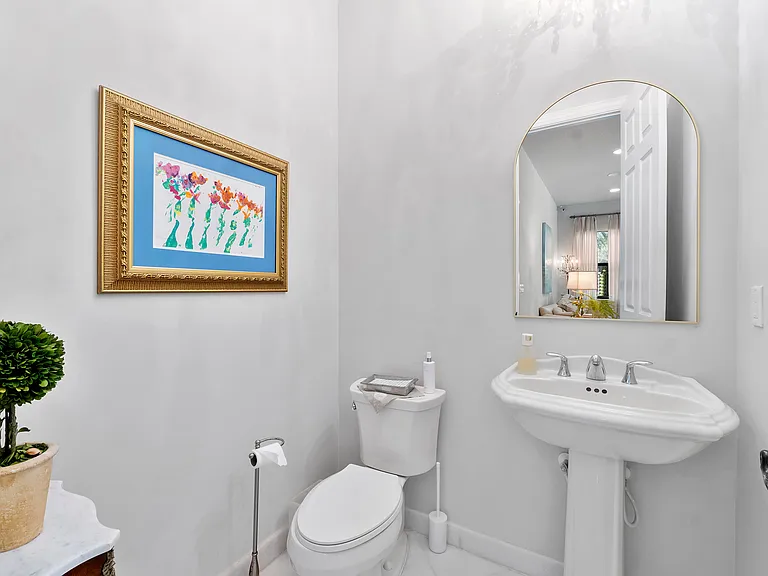 10282 Emerson St — Photo 28
