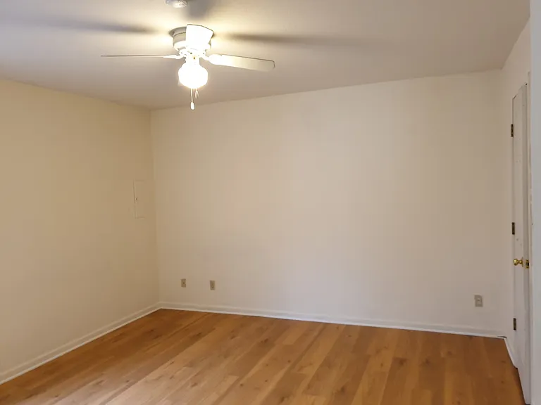204 Nikki Way — Photo 6