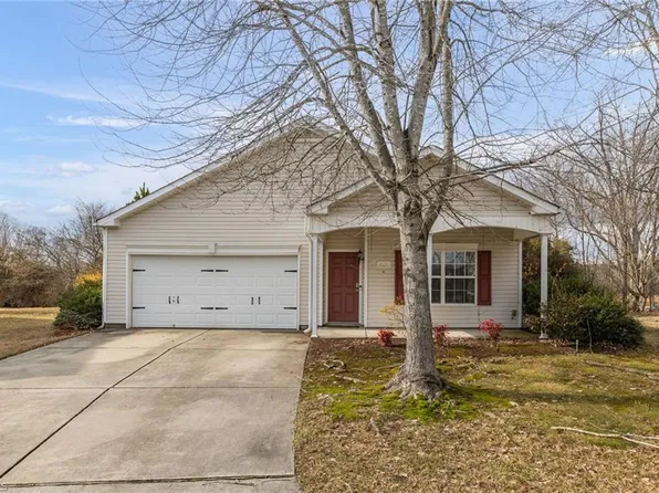 4620 Lauren Woods Ct, Winston Salem, NC 27127