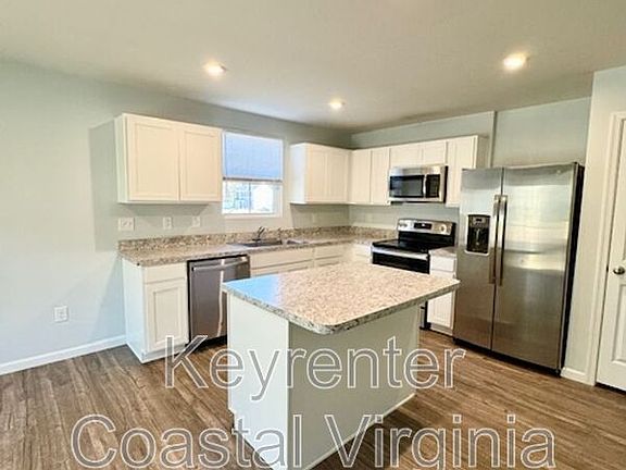 2nd image of 315 Walker Dr