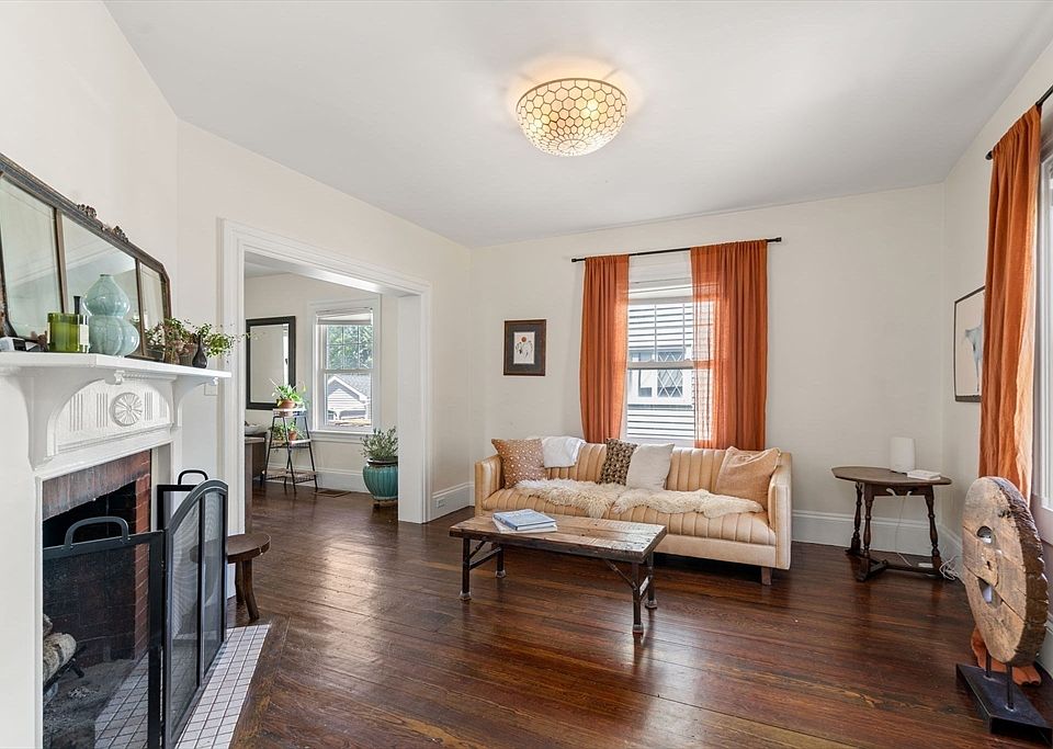 108 Beach St, Quincy, MA 02170 Zillow