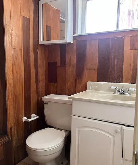 1923 Thornburgh Dr — Photo 8