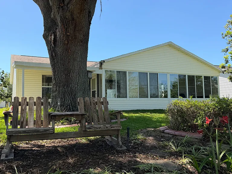 3327 Woodridge Dr — Photo 16
