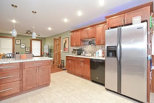 142 Washington St #1 Photo 1