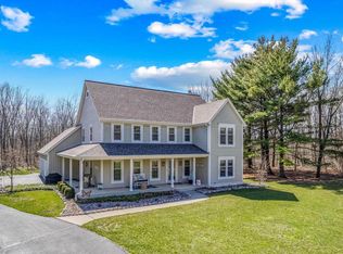 34625 Hartwell Pl, Oconomowoc, WI 53066