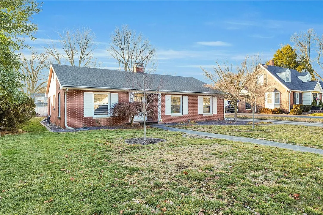 31 Elm Rdg photo 1