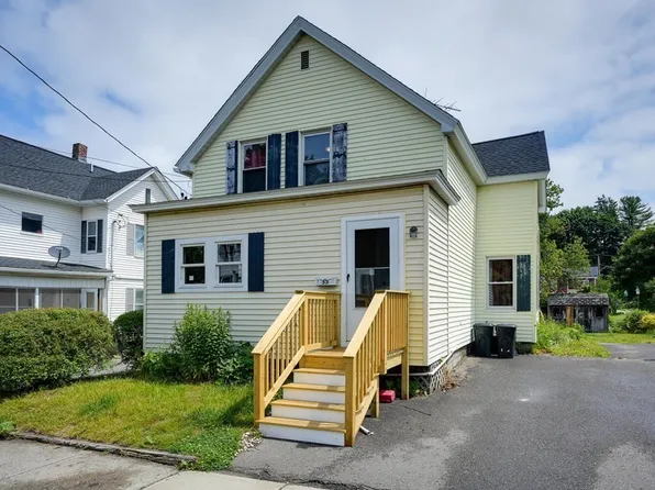 53 Frye St, Marlborough, MA 01752