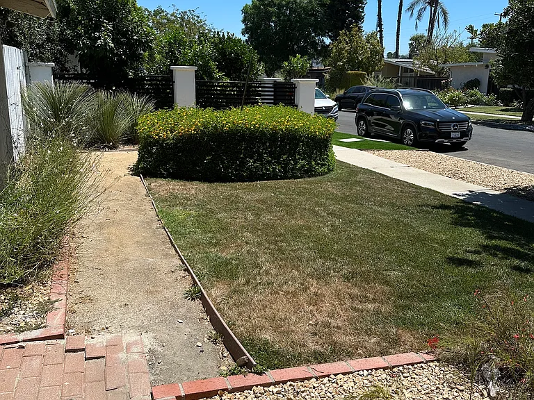 Elkwood St — Photo 24