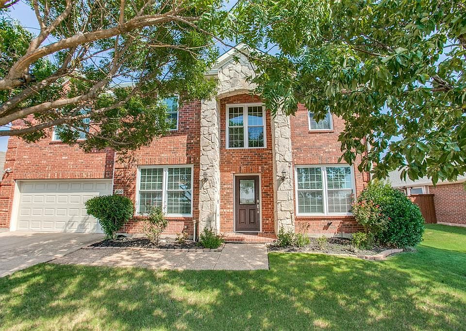 1st image of 3600 Oleander Dr
