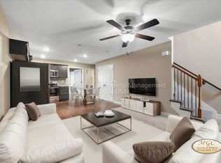 126 Barberry Ln, Raymore, MO 64083
