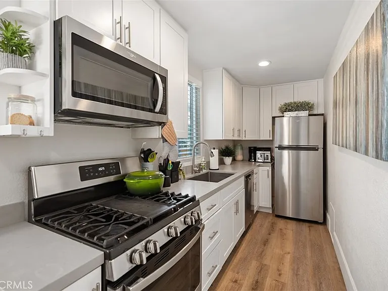 33782 Robles Dr — Photo 19