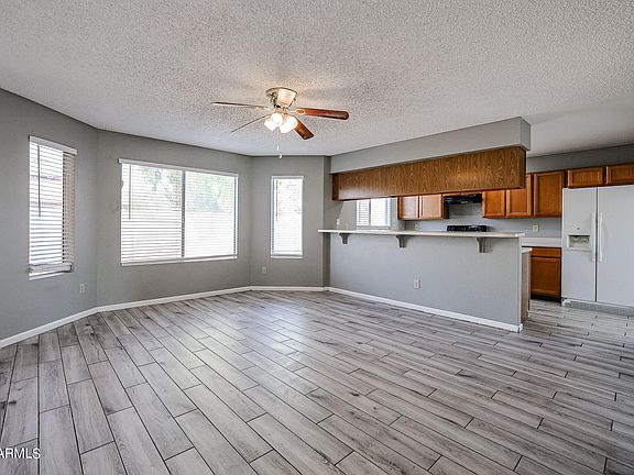 5th image of 9208 W Gary Rd