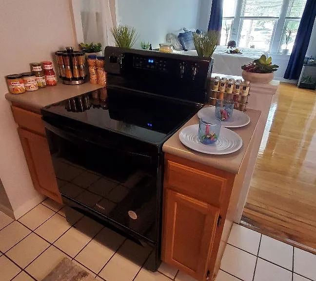 4433 Pershing Ave #101 — Photo 9