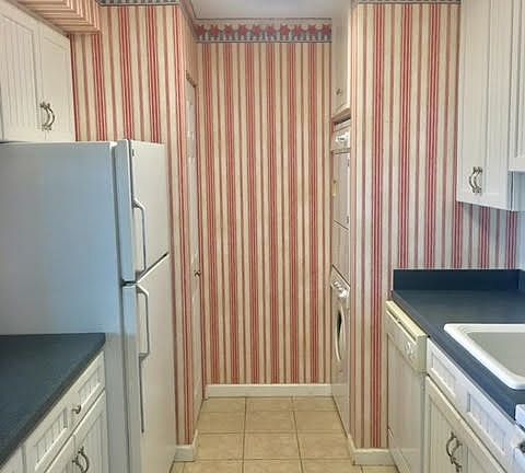5th image of 921 Park Pl APT 704