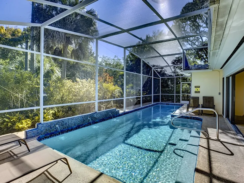 5511 Avenida Del Mare