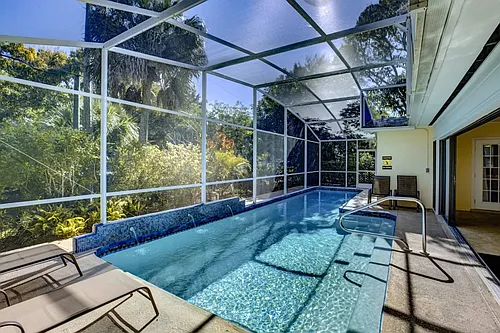 5511 Avenida Del Mare Photo 1