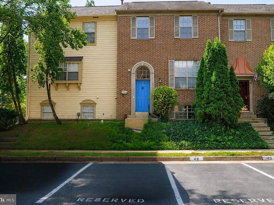 2723 Manorhaven Ct