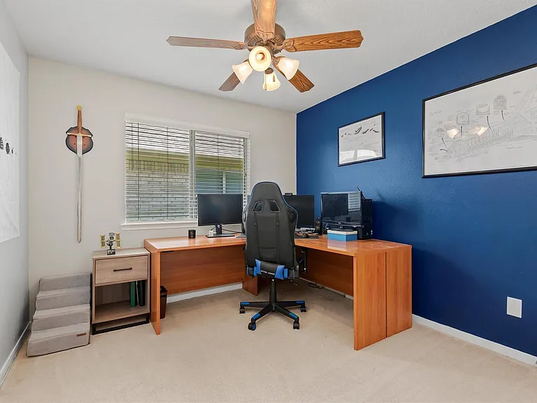 5614 Savannah Woods Ln — Photo 11