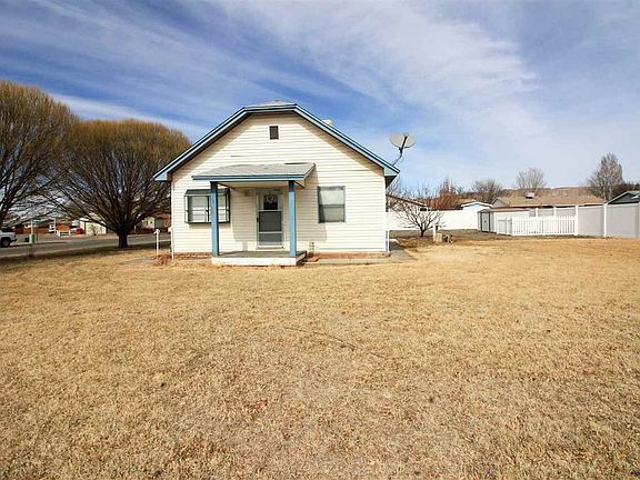 2nd image of 602 Mesa Valley Dr