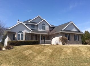 2 Ondossagon Ct, Madison, WI 53719