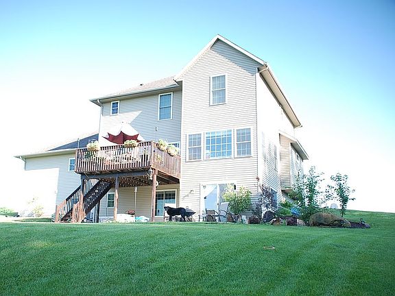 2nd image of 8515 Olde Meadow Dr NE