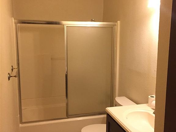 4th image of 1204 Cheryl Dr