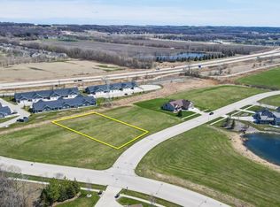 543 N Country Ln #37, Fond Du Lac, WI