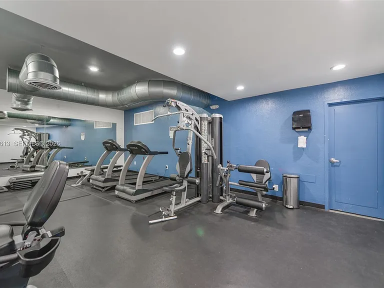 401 Golden Isles Dr #312 — Photo 38