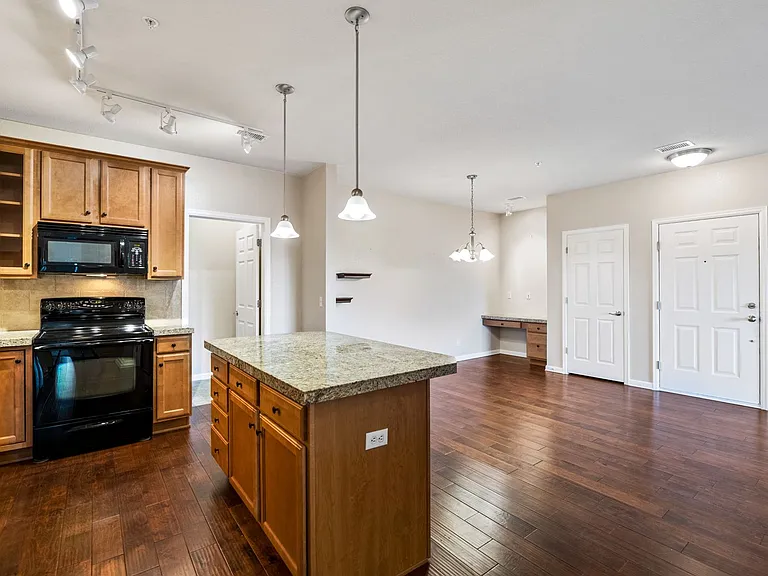 9359 Las Ramblas Ct #K — Photo 11