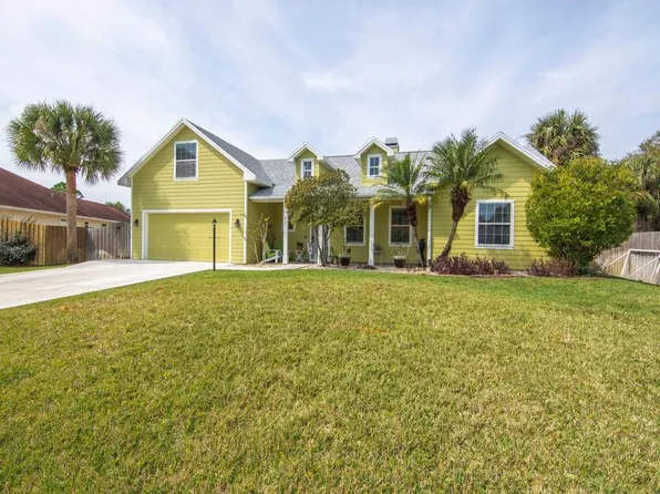 655 38th Court, Vero Beach, FL 32968
