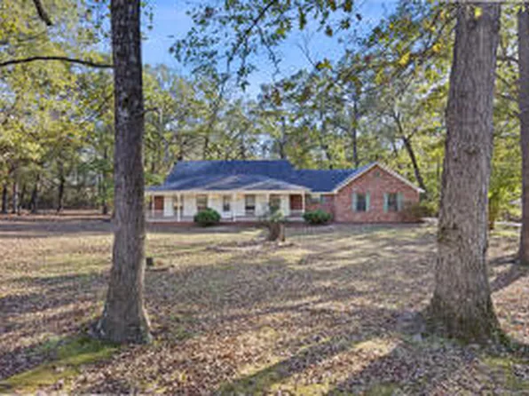 10048 Foxtail Ln, Danville, AR 72833