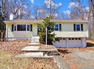 4 Valley View Rd, Brookfield, CT 06804