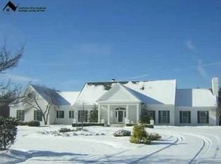 1920 E Hines Hill Rd, Hudson, OH 44236