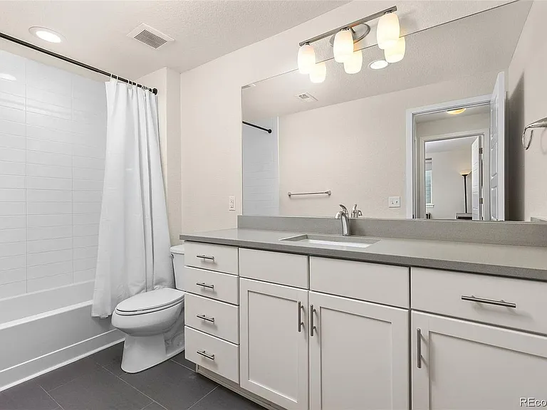 9103 E 61st Pl — Photo 26