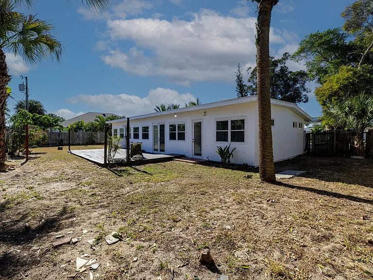 2230 Sunset Ave — Photo 29