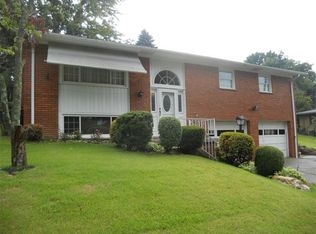 114 Surrey St, Monessen, PA 15062