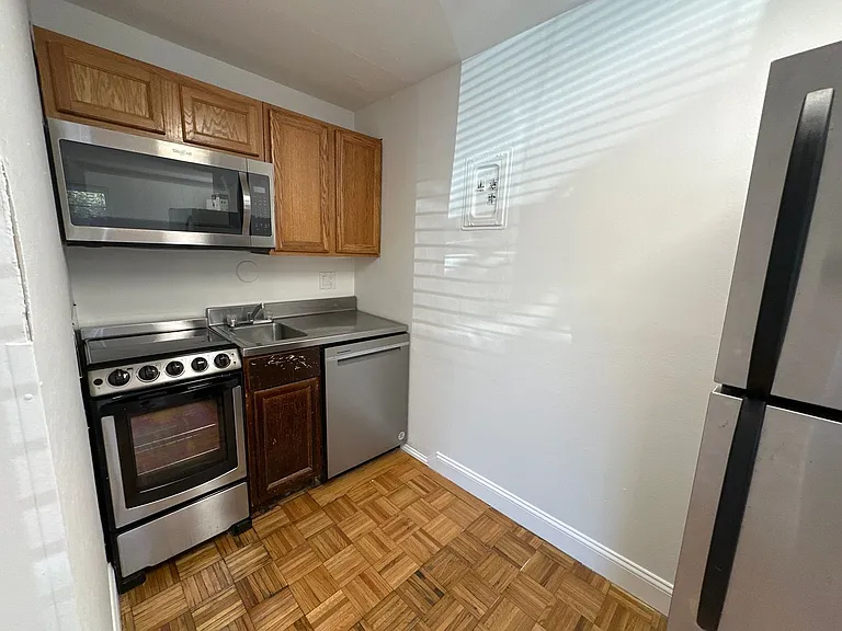 Highland St 1433-1437 SWP — Photo 5