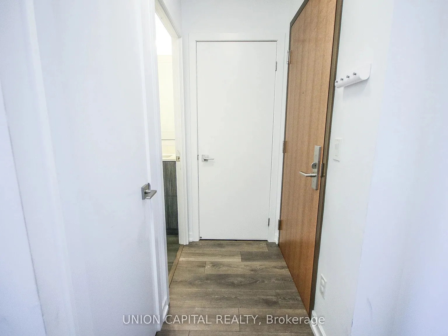 Park Club Condos — Photo 4