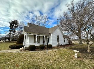 302 W North St, Kansas, IL 61933