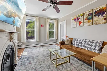 6 Magnolia Avenue