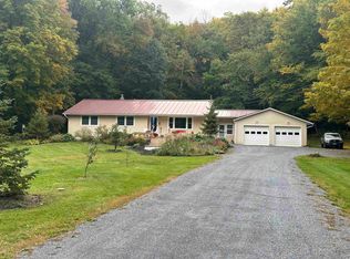 1537 Lake Dunmore Rd, Leicester, VT 05733