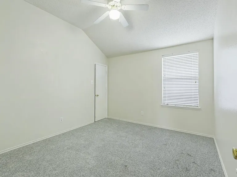 3720 Bandera Ranch Rd — Photo 19