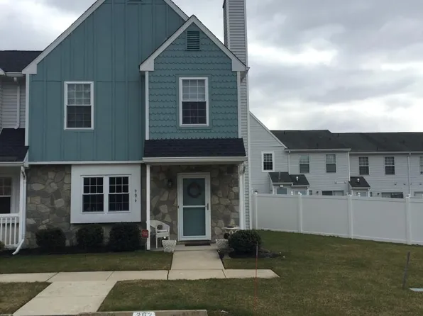 906 Fitch Ct, Sewell, NJ 08080