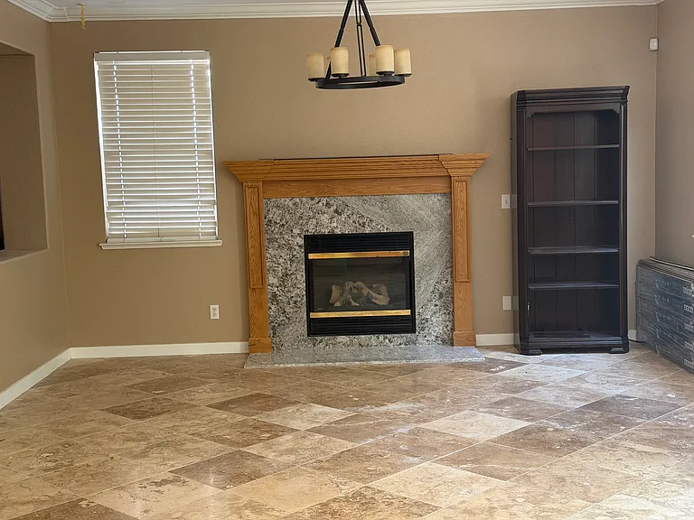 2127 Arnold Dr — Photo 7