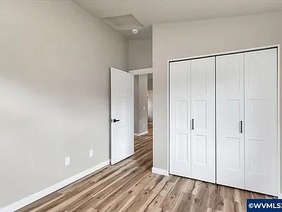 494 17th St SE — Photo 11