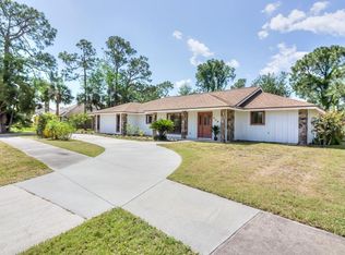 929 Pelican Bay Dr, Daytona Beach, FL 32119