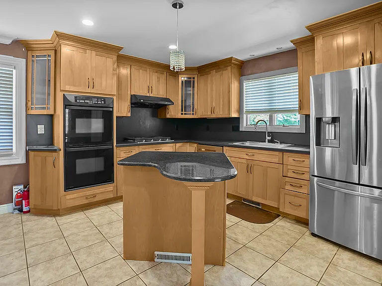 38 Carlson Ct — Photo 12