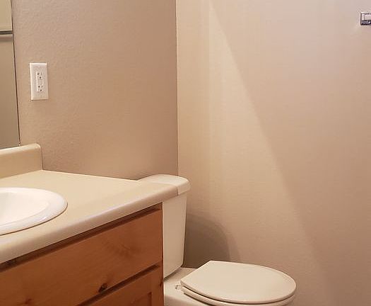 4th image of 249-261 Hiatt Ln #452630B69