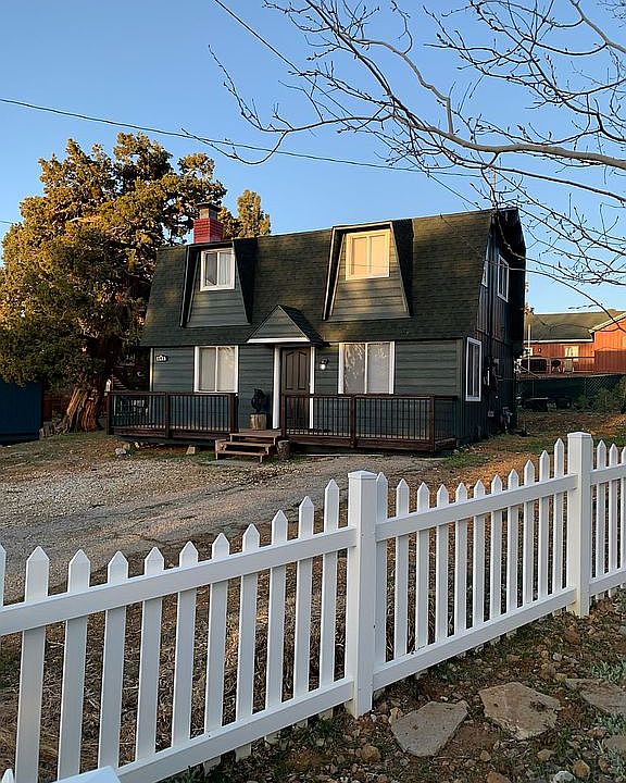 2nd image of 645 Villa Grove Ave