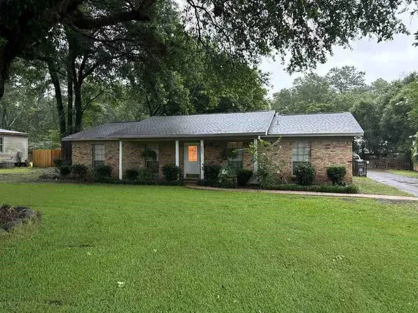 383 Park Ave S, Mobile, AL 36695
